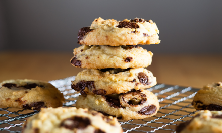 Almond Flour Chocolate Chip Cookies