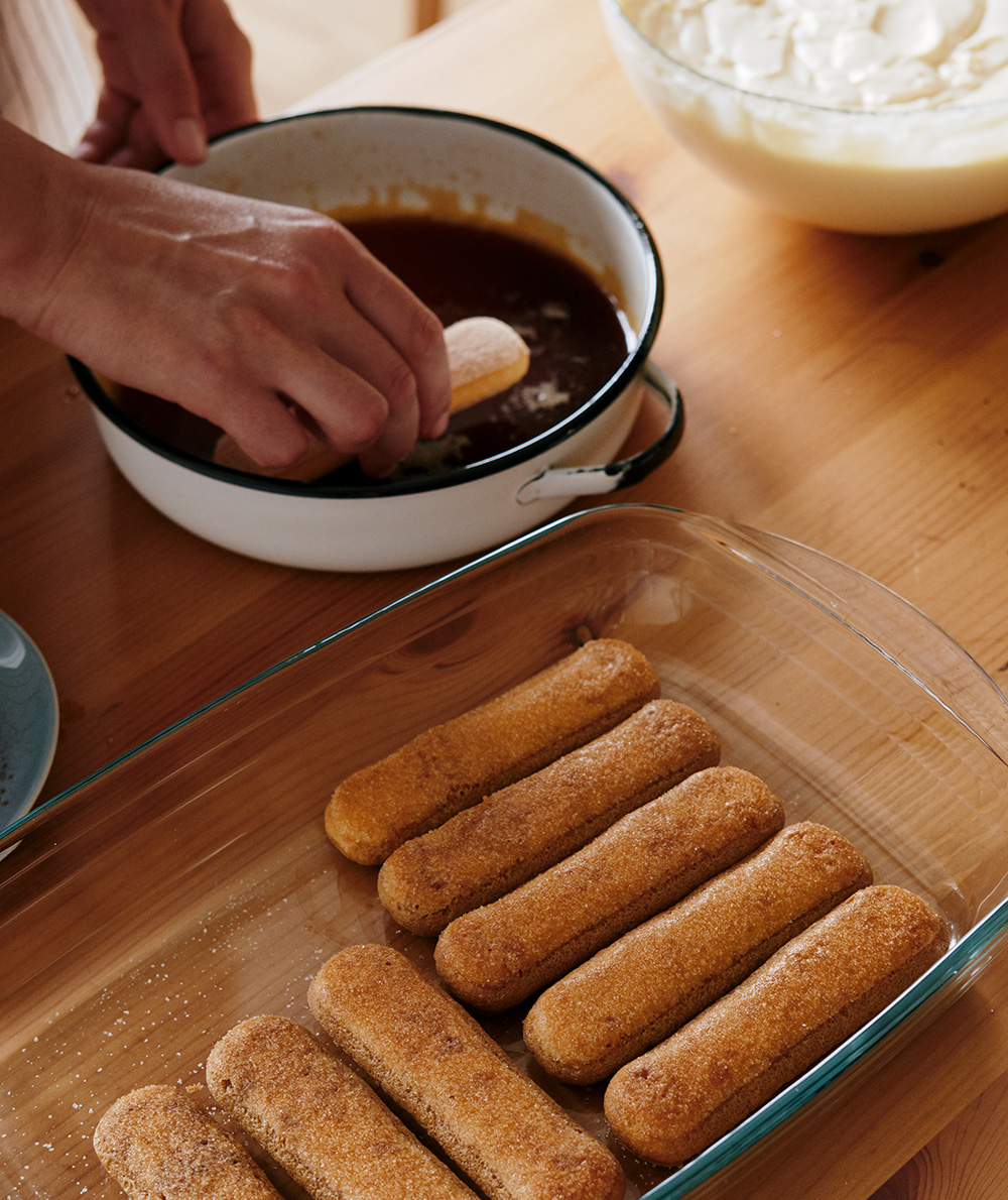 dipping-lady-finger-cookies-coffee